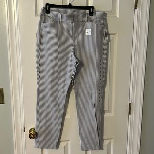 Old navy pixie high rise size 12 new with tags